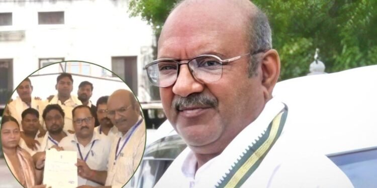 दतिया विधानसभा उपचुनाव: कांग्रेस उम्मीदवार घनश्याम सिंह ने जीत का प्रमाण पत्र लिया, BJP के आशुतोष तिवारी को हराया, मध्य प्रदेश वीडियो न्यूज