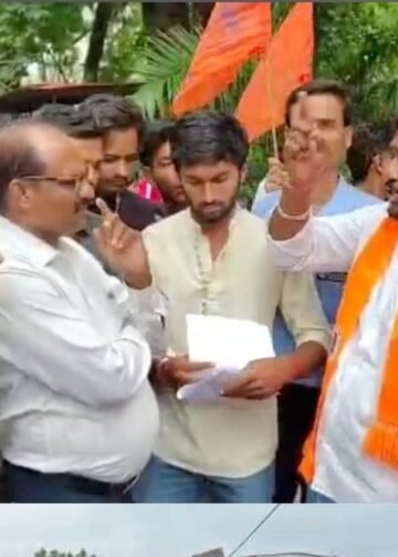 मंदसौर में त्रैमासिक परीक्षा से पहले नहीं मिलीं मुफ्त किताबें, ABVP और छात्रों ने किया प्रदर्शन, मध्य प्रदेश वीडियो न्यूज