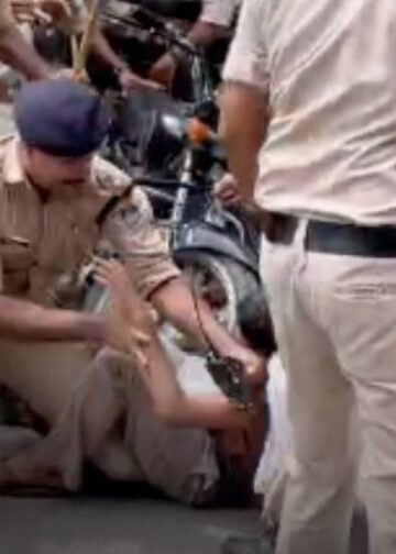 ग्वालियर में विवेक मीणा हत्याकांड के बाद चक्काजाम, पुलिस ने किया हल्का लाठीचार्ज, मध्य प्रदेश वीडियो न्यूज