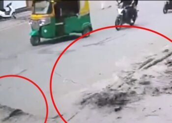 इंदौर में पाइप लाइन टेस्टिंग में उखड़ी 40 करोड़ की सड़क, कांग्रेस बोली- जमीन फाड़कर निकला BJP का ‘करप्शन’, Madhya-pradesh Hindi News