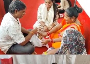 शाजापुर जिला जेल में भावुक हुआ रक्षाबंधन, बहनों ने बंदी भाइयों की कलाई पर बांधी राखी, मध्य प्रदेश वीडियो न्यूज