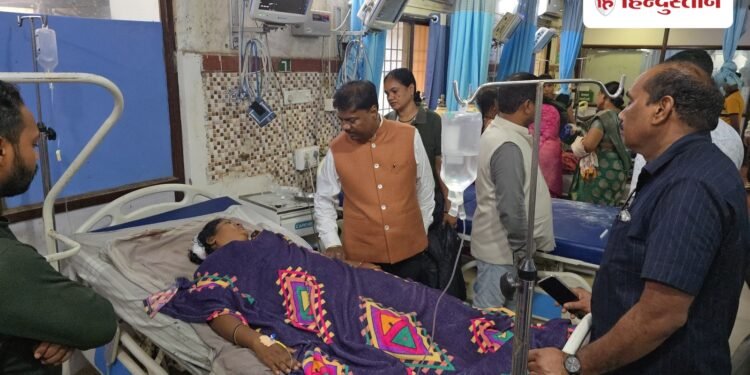 छत्तीसगढ़ के वन मंत्री केदार कश्यप के काफिले से टकराई एसयूवी कार, पीए समेत 6 लोग घायल; अस्पताल में भर्ती, Chhattisgarh Hindi News