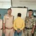 डिंडौरी में कबाड़ की दुकान की आड़ में अवैध शराब का कारोबार, 107 लीटर शराब जब्त, मध्य प्रदेश वीडियो न्यूज