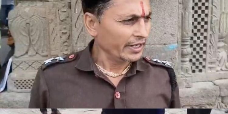 खरगौन के महेश्वर किले से महिला के गिरने से मौत, पुलिस पारिवारिक परिस्थितियों सहित सभी पहलुओं की जांच कर रही, मध्य प्रदेश वीडियो न्यूज