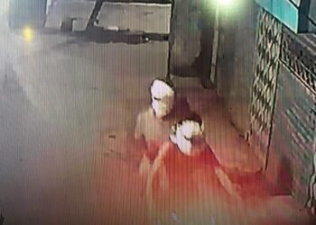 मुरैना के दत्तपुरा में मारपीट और धमकी के बाद युवक के घर ताबड़तोड़ फायरिंग, पुलिस जांच में जुटी, मध्य प्रदेश वीडियो न्यूज