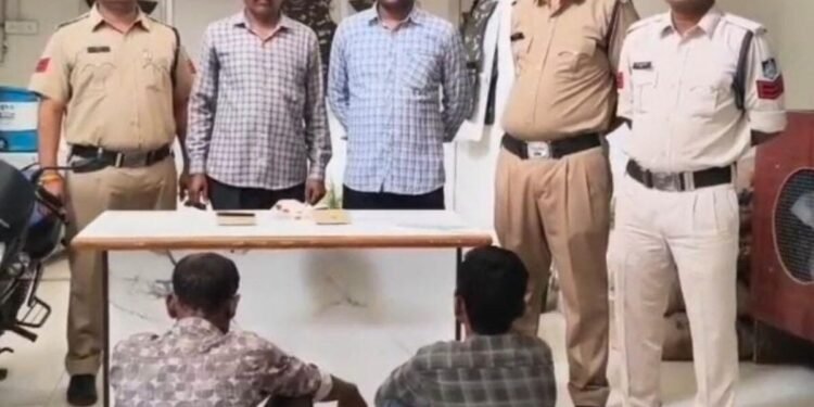 नरसिंहपुर के तेंदूखेड़ा में 7.90 ग्राम स्मैक के साथ दो युवक गिरफ्तार, 50 हजार की बाइक जब्त, मध्य प्रदेश वीडियो न्यूज