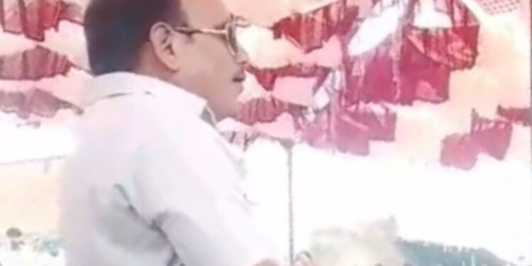शिवपुरी में प्रीतम लोधी का कथित बयान वायरल, महिलाओं को भेजकर फंसाने का लगाया आरोप, मध्य प्रदेश वीडियो न्यूज