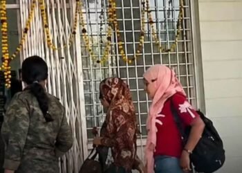 मुरैना में होटल पर पुलिस की दबिश, देह व्यापार के आरोप में 3 युवतियों समेत 4 हिरासत में, मध्य प्रदेश वीडियो न्यूज