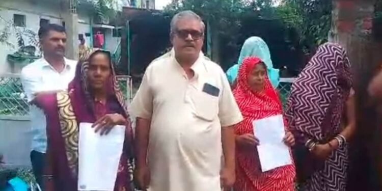 रीवा में 40 साल पुराना रास्ता 2 साल से बंद, ग्रामीणों की गुहार पर विधायक ने दिया कार्रवाई का आश्वासन, मध्य प्रदेश वीडियो न्यूज