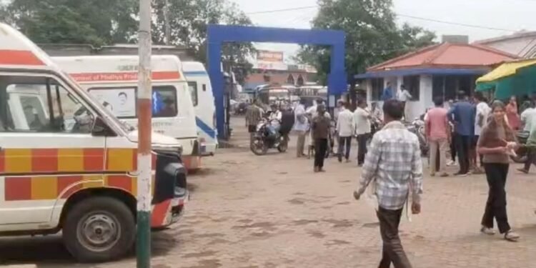 डिंडौरी के किसलपुरी गांव में शादी के तीन महीने बाद युवक की संदिग्ध मौत, जहरीला पदार्थ सेवन की आशंका, पुलिस जांच में जुटी, मध्य प्रदेश वीडियो न्यूज