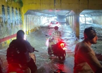 मंदसौर में तेज बारिश से जलभराव, सड़कें बनीं तालाब, नगर पालिका की ड्रेनेज व्यवस्था पर उठे सवाल, मध्य प्रदेश वीडियो न्यूज