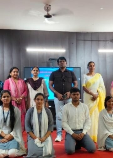 हिंदी भाषा का सम्मान करना सभी का परम कर्तव्य, Mathura Hindi News