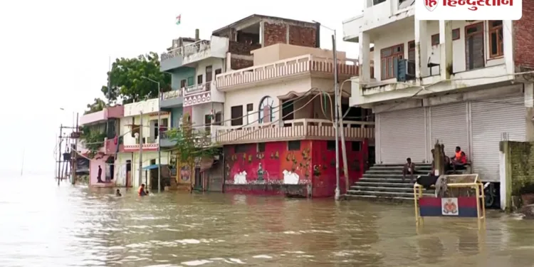 UP Floods: देवरिया में गांवों की तरफ बढ़ रही सरयू नदी, प्रयागराज में घटा टोंस-बेलन का पानी, Uttar-pradesh Hindi News