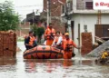 UP Floods: वाराणसी-प्रयागराज में गंगा-यमुना का जलस्तर घटा, कानपुर में बाढ़ का प्रकोप जारी, Uttar-pradesh Hindi News