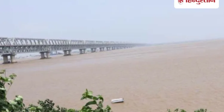 Bihar Floods: पटना पर खतरा गहराया, गांधीघाट पर 4 घंटे में 10 सेमी बढ़ा जलस्तर; सभी डीएम, एसपी अलर्ट पर, Bihar Hindi News