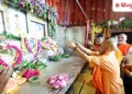 यूपी में कृष्ण जन्माष्टमी की धूम, सीएम योगी ने मथुरा जन्मभूमि मंदिर में किए दर्शन-पूजन, Uttar-pradesh Hindi News