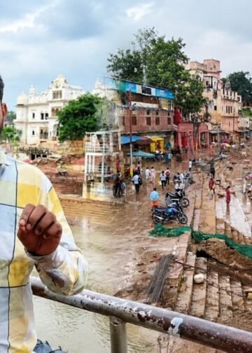 Chitrakoot Ground Report : सारा सामान बह गया, दुकानें टूट गईं… बाढ़ के 25 दिन बाद भी रामघाट के हालात कैसे? जानिए जमीनी हकीकत  
