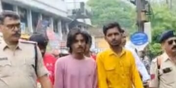 नरसिंहपुर के करेली में चाकू-तलवार लहराने के आरोप में 3 गिरफ्तार, पुलिस ने शहर में निकाला जुलूस, मध्य प्रदेश वीडियो न्यूज
