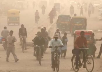 Delhi-NCR Air Pollution News: सितंबर में ही दिल्ली-NCR का फूलने लगा दम, इन 2 शहरों की जहरीली हो गई हवा, सांस लेने में हांफने लगे लोग