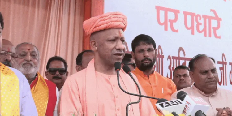 मथुरा-वृंदावन में भी तैयार हो अयोध्या-काशी जैसा भव्य परिसर, जन्माष्टमी पर ब्रज से बोले योगी, Uttar-pradesh Hindi News