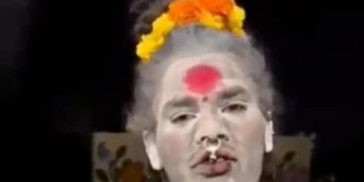 उज्जैन में चिता के पास मानव मांस खाने का VIDEO वायरल, काली नंद गिरी 15 दिन की न्यायिक हिरासत में, मध्य प्रदेश वीडियो न्यूज