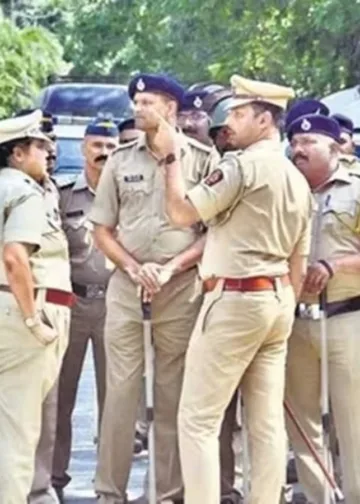 MP में 11वीं कक्षा के छात्र की मौत, बिस्तर पर पड़ा मिला शव; पिता पुलिस हिरासत में, Madhya-pradesh Hindi News