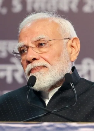 होम्योपैथी की गोली देते ही बेनकाब हुए दिमागी नक्सल, PM मोदी का तंज, Ncr Hindi News