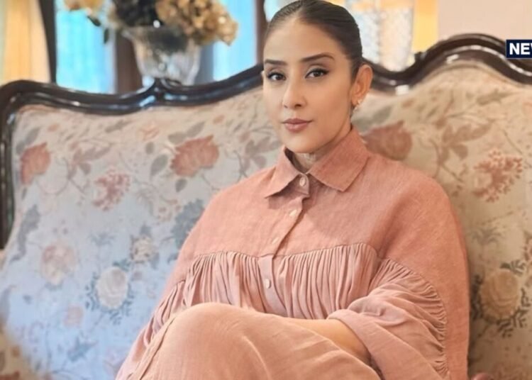 ‘अपने शरीर की लड़ने की जरूरत नहीं’, महिलाओं के नाम मनीषा कोइराला का खास संदेश, शेयर किया वर्कआउट वीडियो
