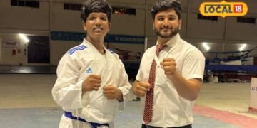 Kota News: कोटा के शशांक सैनी ने राज्य स्तरीय कराटे में जीता सिल्वर मेडल, अब नेशनल में गोल्ड पर नजर