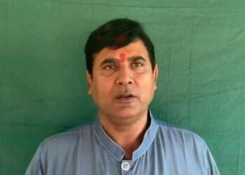 लड़कियों को पीटने वाले BJP विधायक नंदकिशोर के आदमी? सपा का बड़ा आरोप, MLA ने दी सफाई